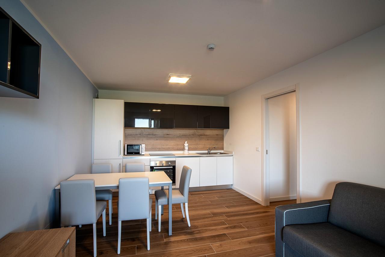 Aparthotel Miramare Grado Eksteriør bilde