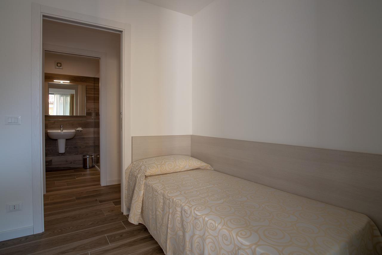 Aparthotel Miramare Grado Eksteriør bilde