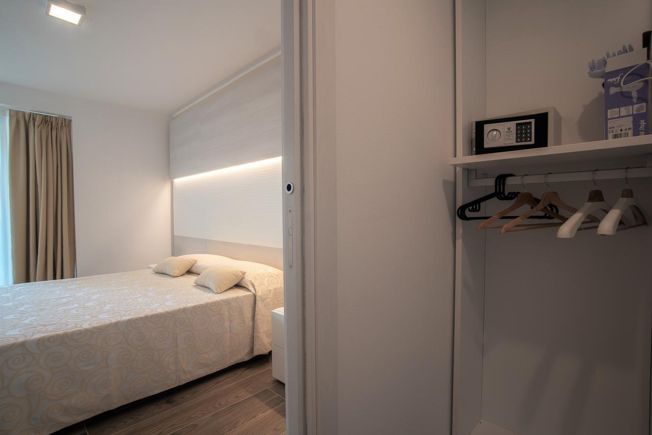Aparthotel Miramare Grado Eksteriør bilde