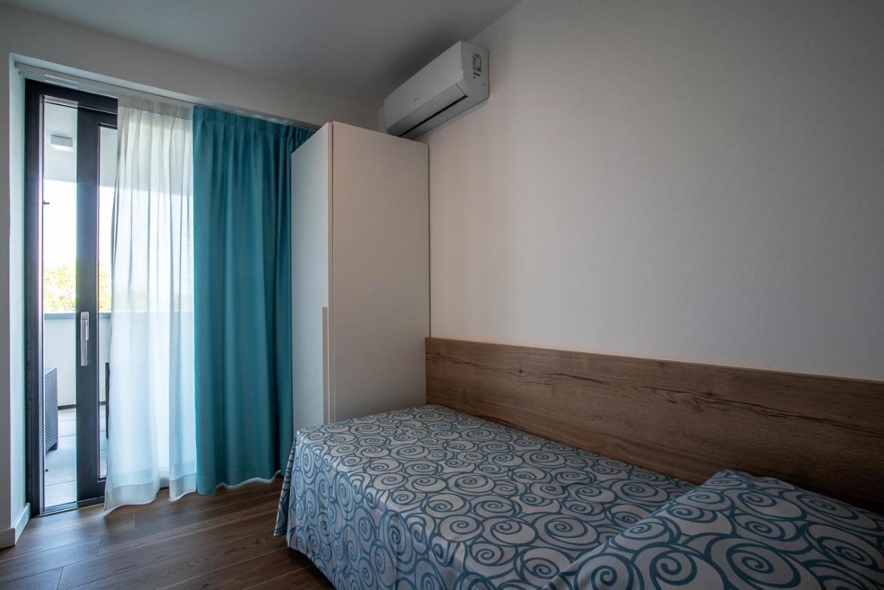 Aparthotel Miramare Grado Eksteriør bilde